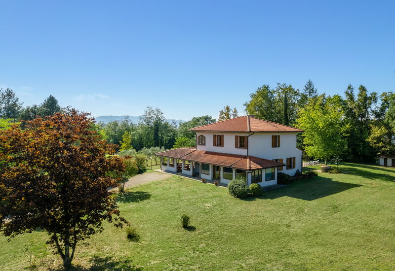 Villa Il Colle: Building Exterior