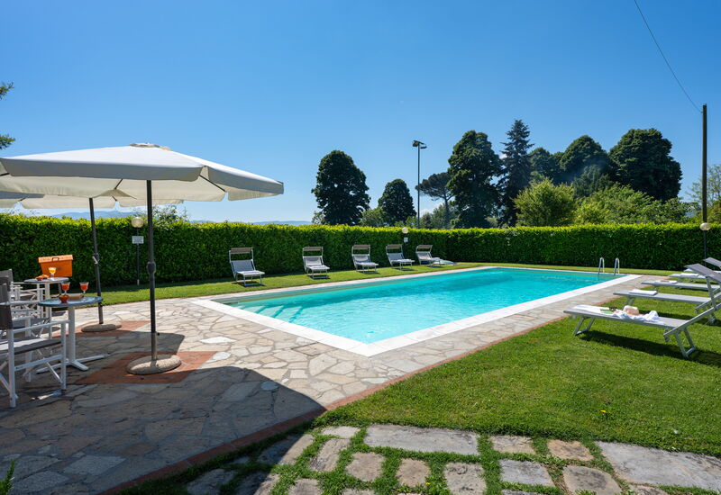 Palazzo Vecchio: Building Exterior, Garden, Outdoor, Pool