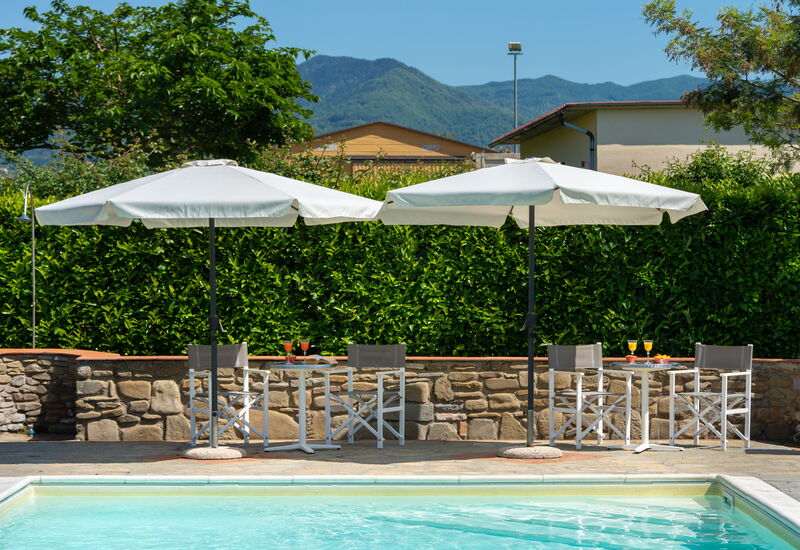 Palazzo Vecchio: Building Exterior, Outdoor, Pool