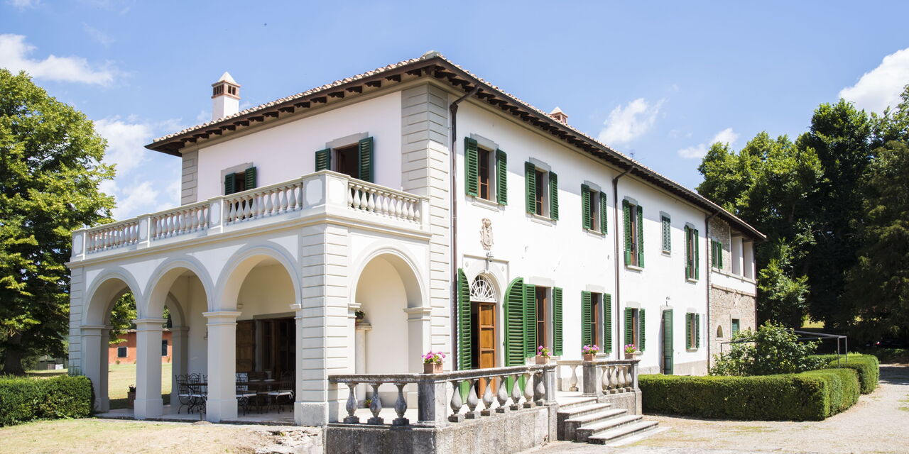 Villa Di Casole: Außen
