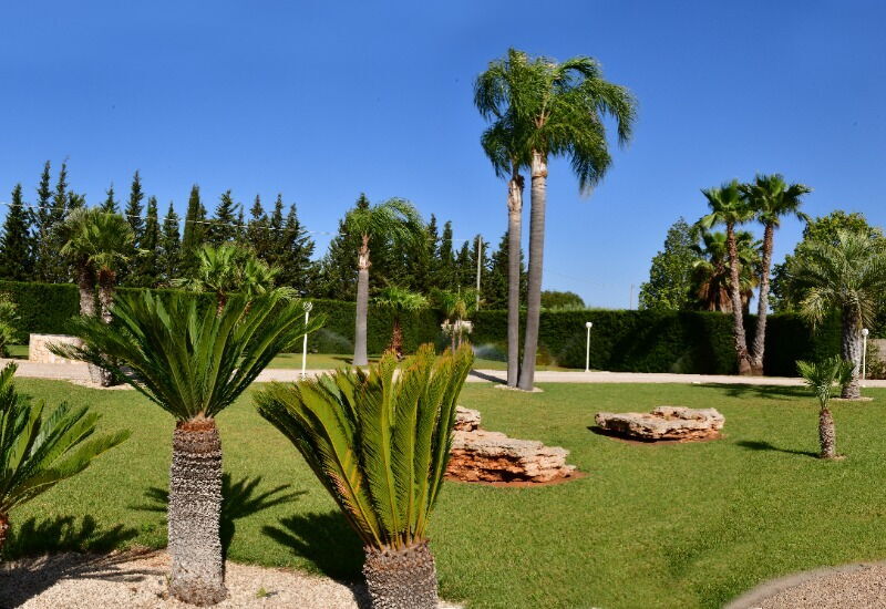 Villa Taranta: Autumn, Garden, Spring, Summer