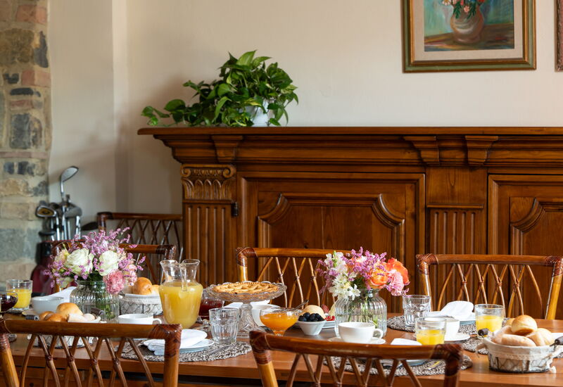 Villa Tramonto: Autumn, Dining Room, Spring, Summer