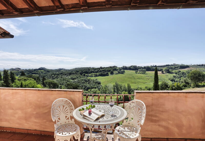 Villa Sunshine: Autumn, Building Exterior, Spring, Summer