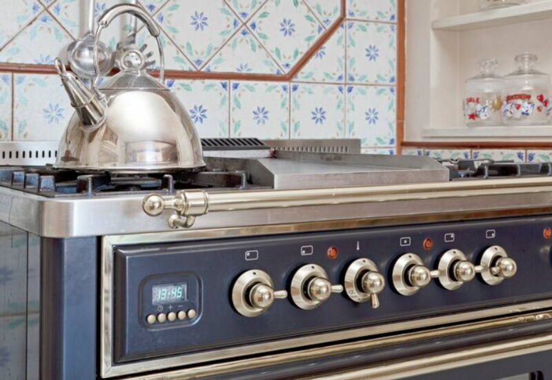 Villa Sunshine: Autumn, Kitchen, Spring, Summer