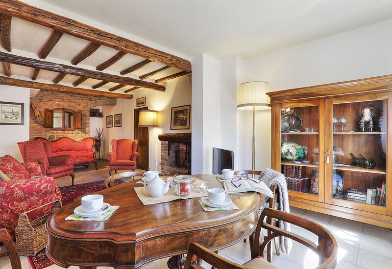 Villa Sunshine: Autumn, Dining Room, Spring, Summer