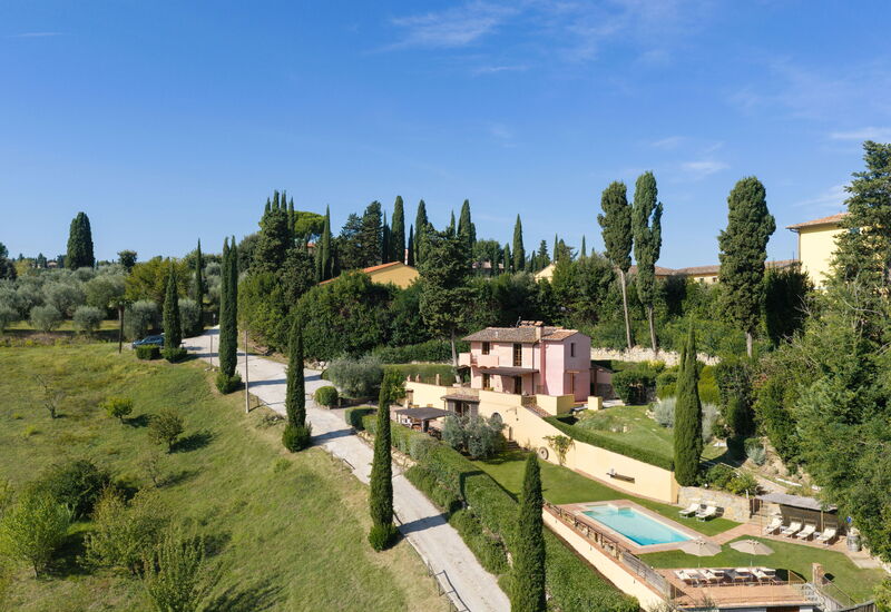 Villa Sunshine: Ansichten, Frühling, Herbst, Sommer