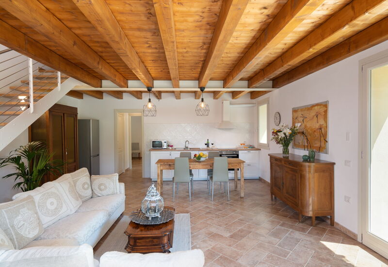 Le Selve: Dining Room, Living Room