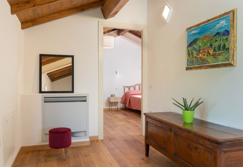 Le Selve: Other Room