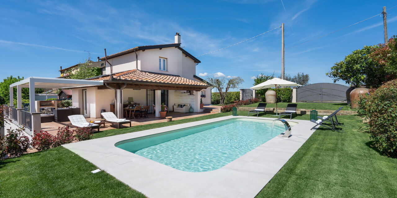 La Capannina Di Pillo: all'aperto, Esterni, Giardino, Piscina