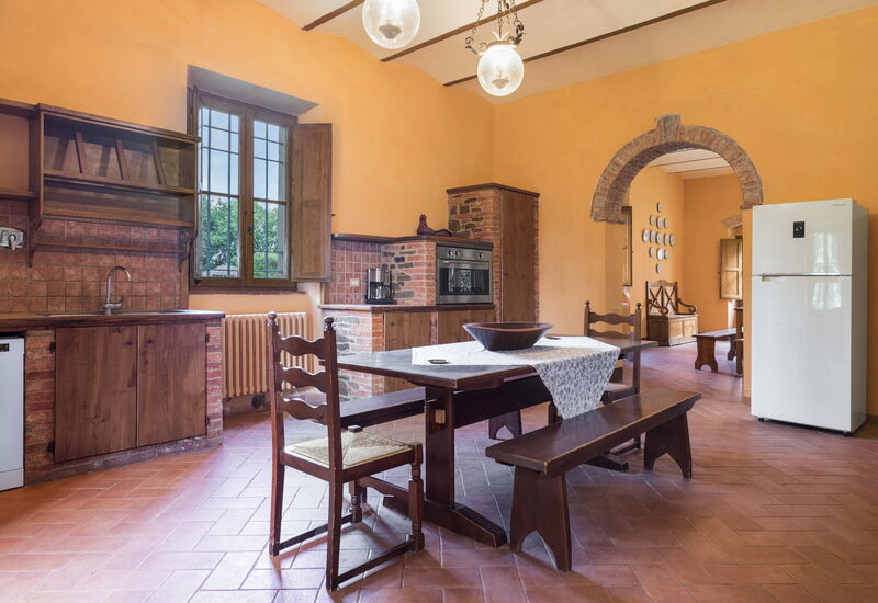 Belvedere - Falceto, Ambra, Toscana: Amenities, Autumn, Dining Room, Kitchen, Room Detail, Spring, Summer