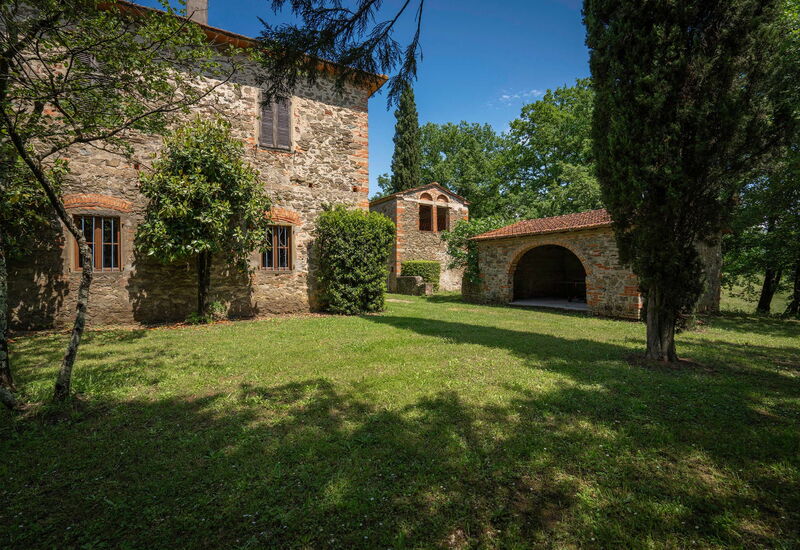 Belvedere - Falceto, Ambra, Toscana: Amenities, Autumn, Building Exterior, Garden, Spring, Summer