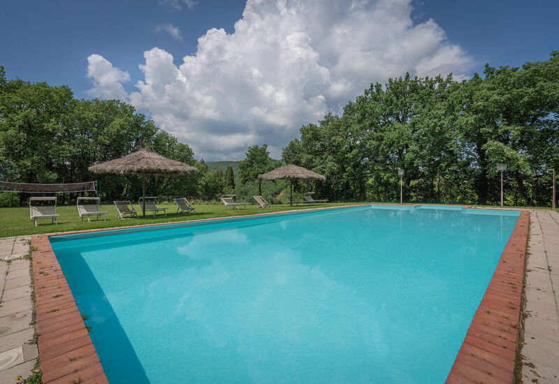 Belvedere - Falceto, Ambra, Toscana: Außen, Ausstattung, Frühling, Garten, Herbst, Schwimmbad, Sommer