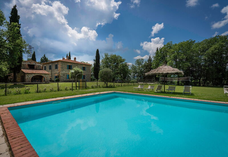 Belvedere - Falceto, Ambra, Toscana: Amenities, Autumn, Building Exterior, Garden, Pool, Spring, Summer