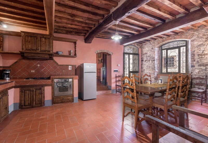 Mulino Al Suono - Badia Agnano, Toscana: Amenities, Autumn, Dining Room, Kitchen, Room Detail, Spring, Summer