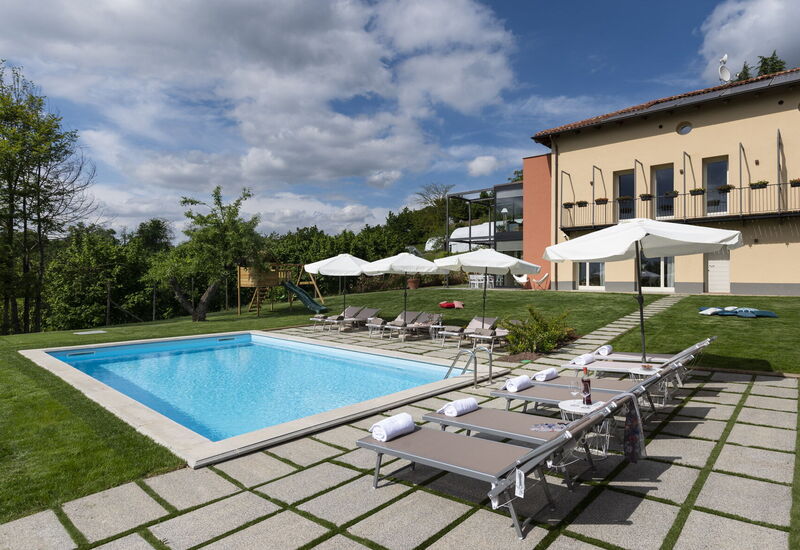 Casa San Grato - Roero - Langhe, Piemonte: Autumn, Building Exterior, Pool, Spring, Summer
