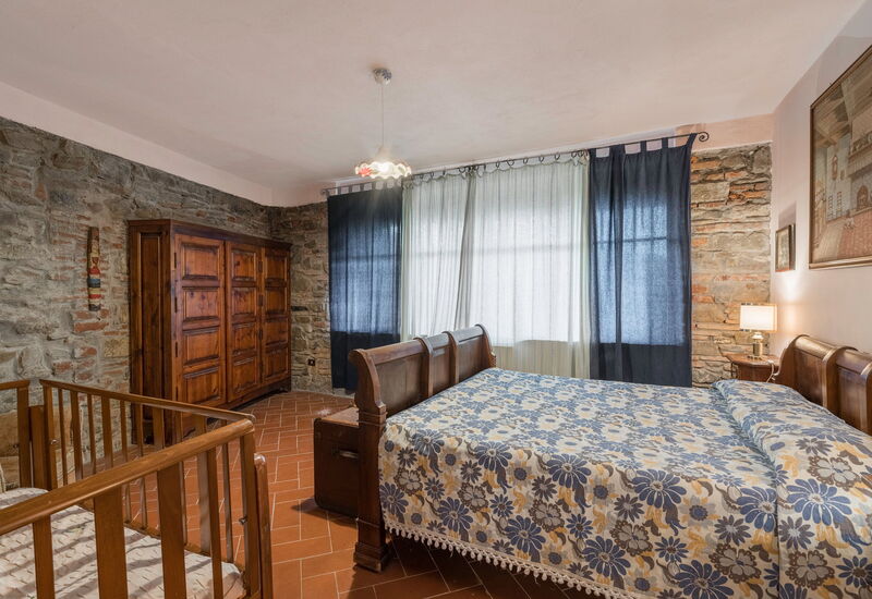 Borgo La Casina - Badia Agnano, Toscana: Amenities, Autumn, Bedroom, Room Detail, Spring, Summer