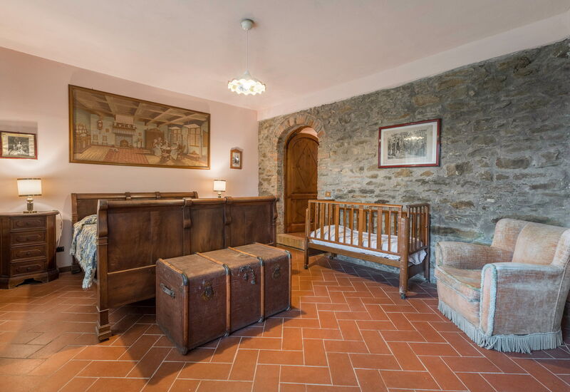Borgo La Casina - Badia Agnano, Toscana: Amenities, Autumn, Bedroom, Room Detail, Spring, Summer