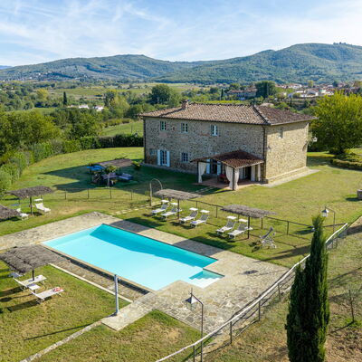 Leopolda Selvarella: Autunno, Estate, Giardino, Piscina, Primavera, Vista Panoramica