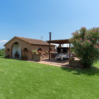 Villa Le Pozze - Sinalunga, Toscana: Autunno, Estate, Esterni, Giardino, Primavera