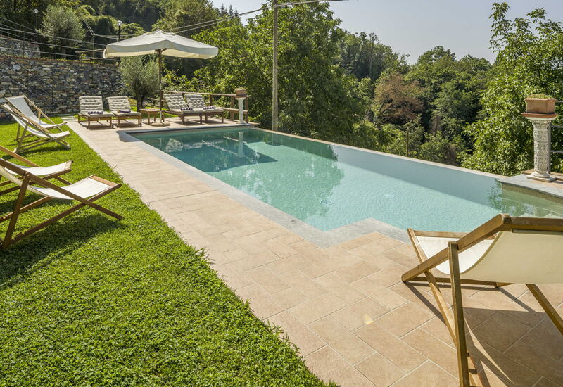 Casa Aurora - Recco, Liguria: Amenities, Autumn, Building Exterior, Pool, Spring, Summer