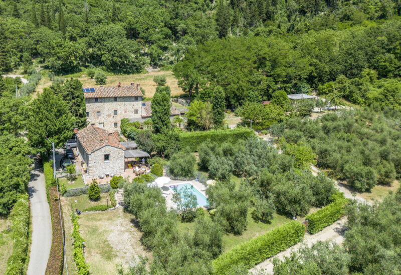 Fienile Di Fabio - Colline Fiorentine Vaiano, Tosc: Autumn, Building Exterior, Spring, Summer