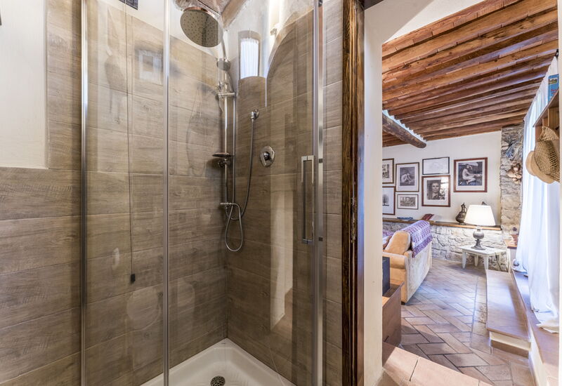 Fienile Di Fabio - Colline Fiorentine Vaiano, Tosc: Amenities, Autumn, Bathroom, Room Detail, Spring, Summer