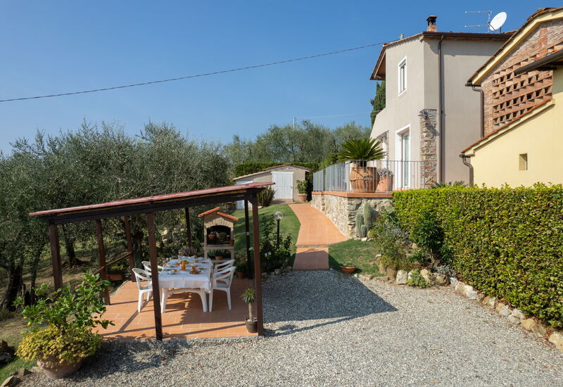 Casa Mony: Autumn, Building Exterior, Garden, Outdoor, Spring, Summer