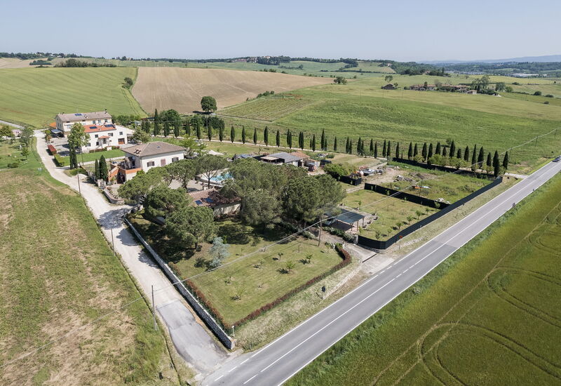 Anilde, Holiday Home with Pool, Wifi, Tuscany: Autumn, Building Exterior, Spring, Summer