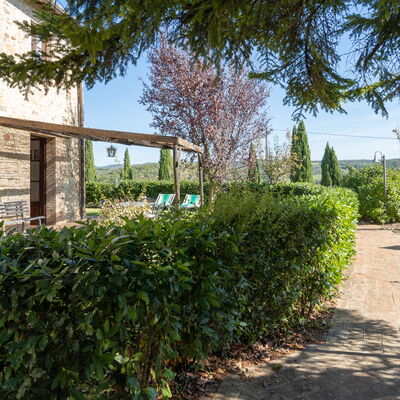Rocche Di Valiano: rocche-di-valiano-chianti-castelnuovo-berardenga-multiproperty-garden