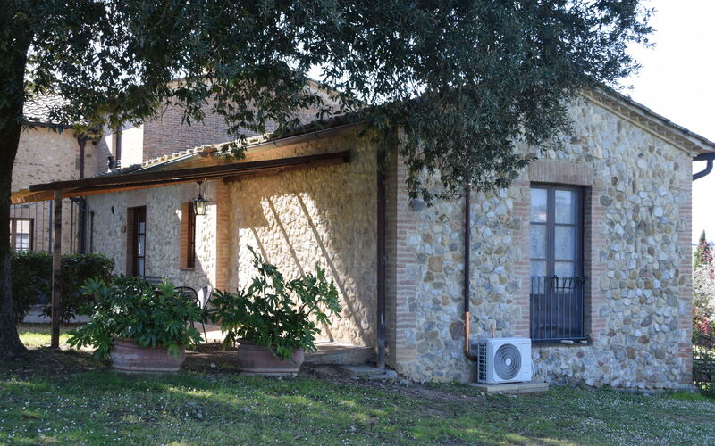 Rocche Di Valiano - Accommodation:&nbsp;Appartamento Mimosa In Siena, Pool Use, Ac: rocche-di-valiano-chianti-castelnuovo-berardenga-multiproprietà-mimosa-garden