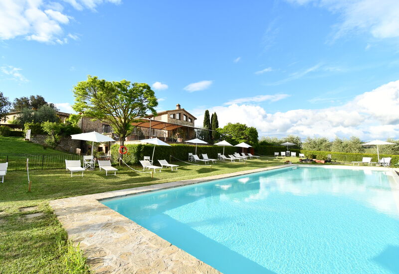 Rocche Di Valiano: Außen, Ausstattung, Frühling, Garten, Herbst, Schwimmbad, Sommer