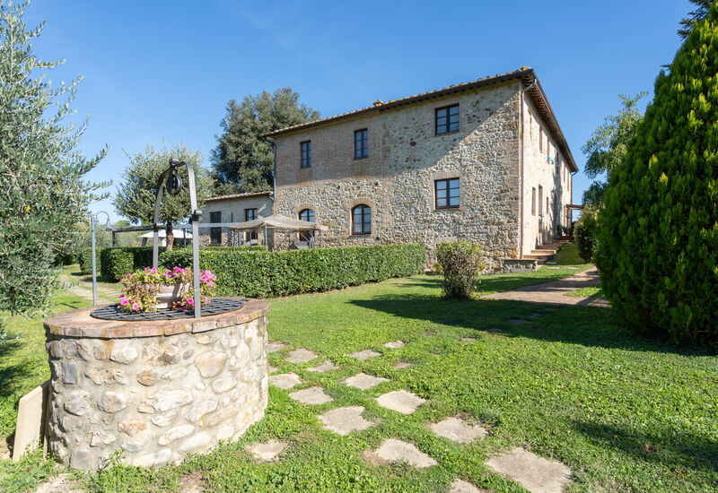 Rocche Di Valiano: rocche-di-valiano-chianti-castelnuovo-berardenga-multiproperty-garden