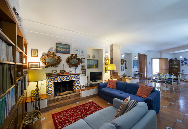 Villa Deli, In Positano, Sea View, Ac: villa-deli-positano-villa-living-room