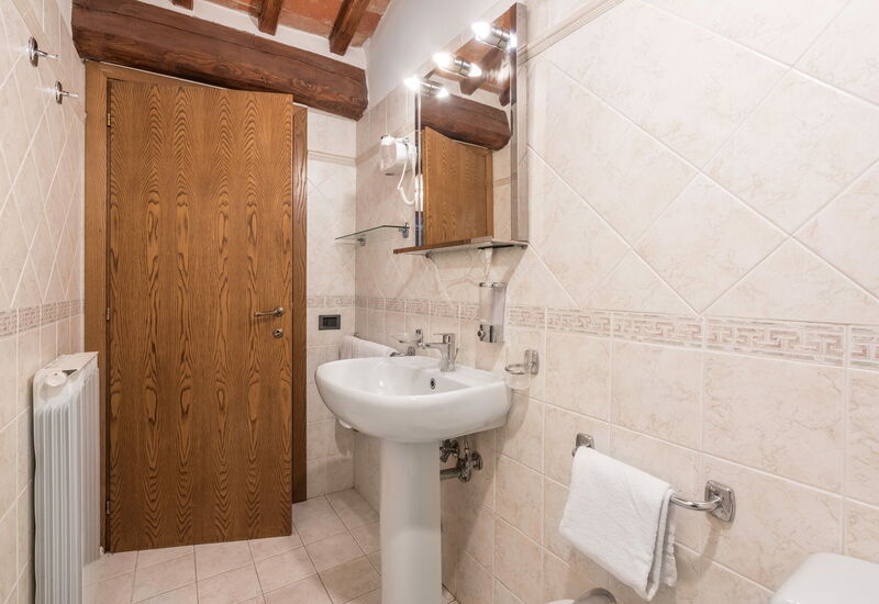 Le Masse - Greve In Chianti, Toscana: Autumn, Bathroom, Spring, Summer