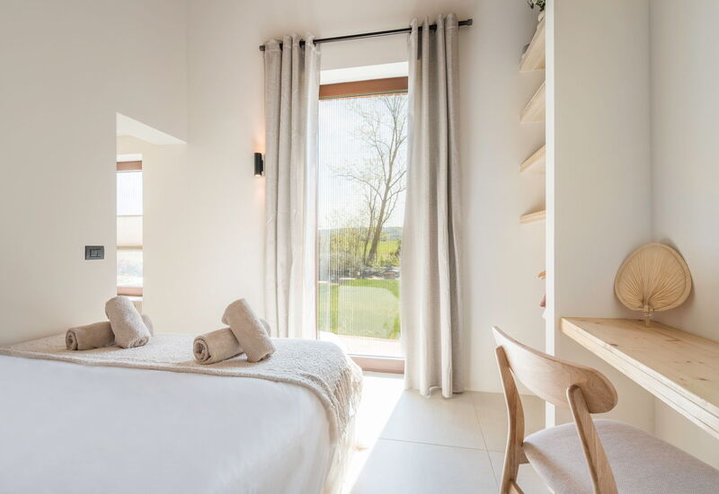 Pendolino Spereto Apartment With Pool, Montaione: Autumn, Bedroom, Spring, Summer