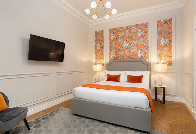 Bargello Penthouse Luxury Apartment In Florence By: Autumn, Bedroom, Spring, Summer