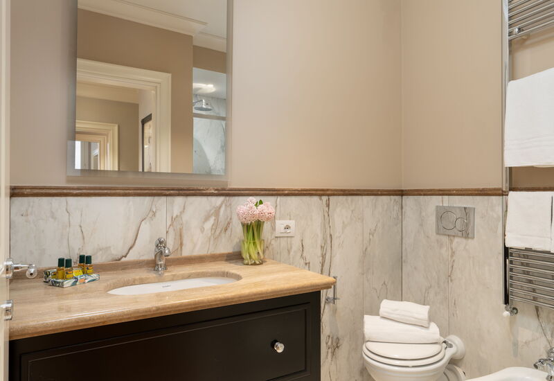 Pazzi Penthouse Luxury Apartment In Florence By Pa: Autumn, Bathroom, Spring, Summer