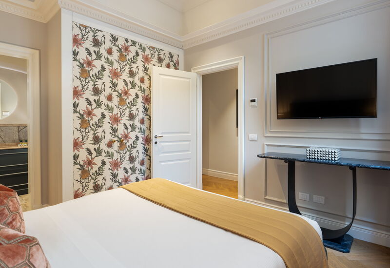 Pazzi Penthouse Luxury Apartment In Florence By Pa: Autumn, Bedroom, Spring, Summer