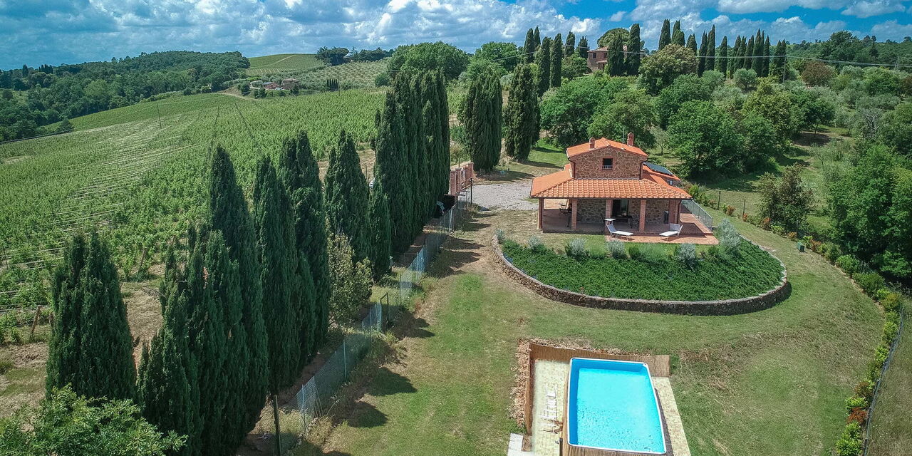 Vineyard’s Cottage With Pool, Ac, Wifi - Siena: Autumn, Garden, Spring, Summer