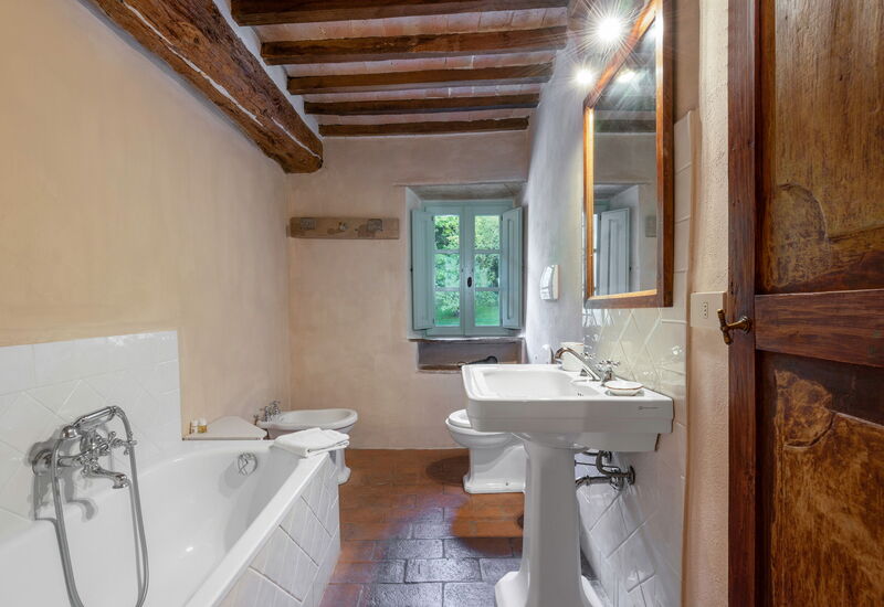 Casa Di Pietro In Vivo D'orcia, Pool: Autumn, Bathroom, Spring, Summer