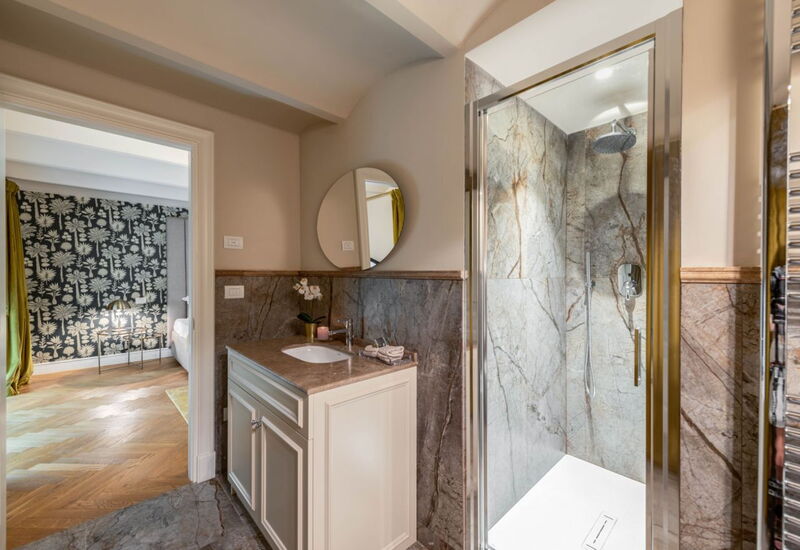Duomo Penthouse Luxury Apartment In Florence By Pa: Autumn, Bathroom, Spring, Summer, Winter