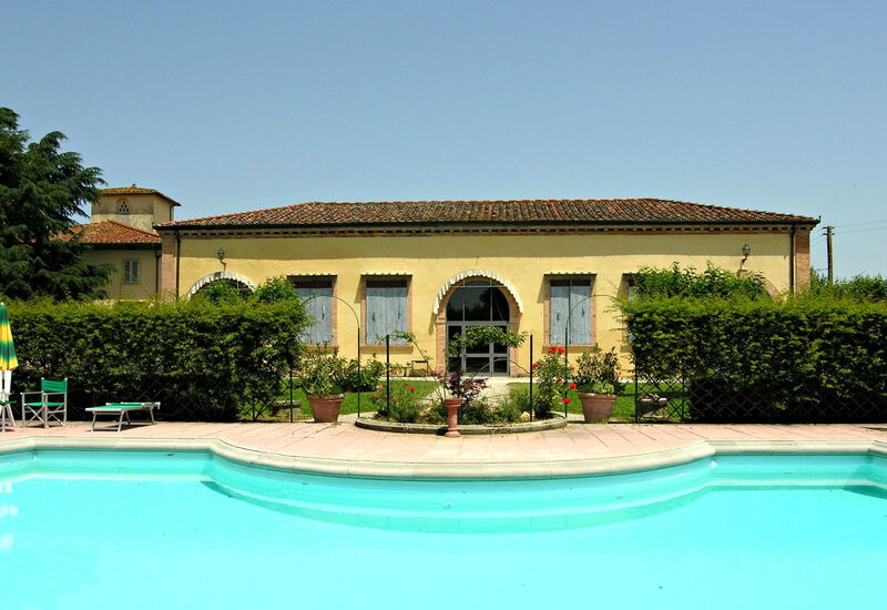 Villa Senni: Building Exterior, Pool