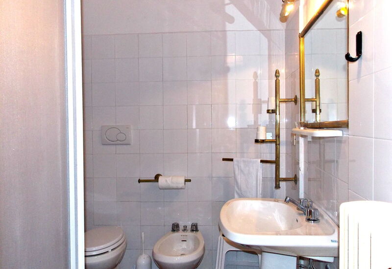 Villa Senni: Bathroom