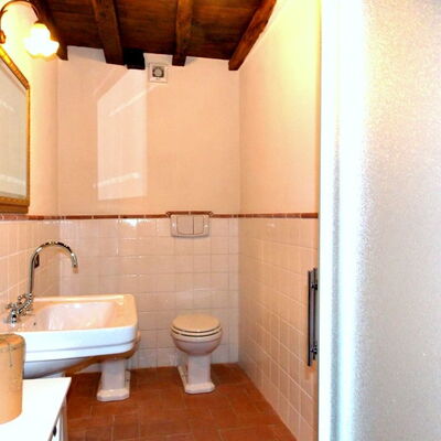 Poggio Marino - Accommodation:&nbsp;Marino 6: Bathroom