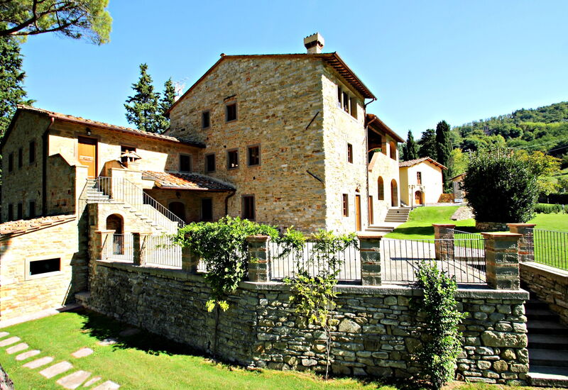 Poggio Marino: Building Exterior