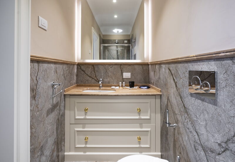 Albizi Penthouse Luxury Apartment In Florence By P: Autumn, Bathroom, Spring, Summer, Winter