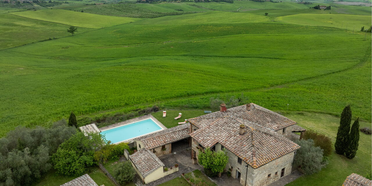 La Palazzina, Ville Di Corsano, Home And Pool: Ansichten, Frühling, Herbst, Sommer